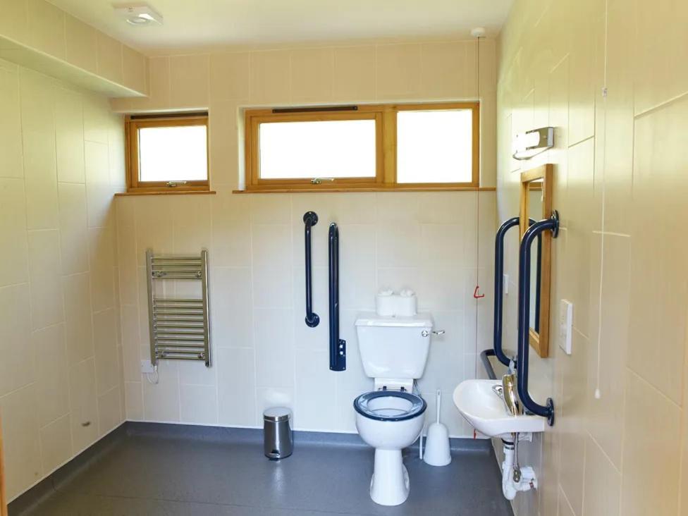Blackwood Forest Cabins - Forest Holidays Popham Екстер'єр фото
